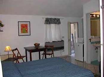 Hotel Politeamaffitti 2*