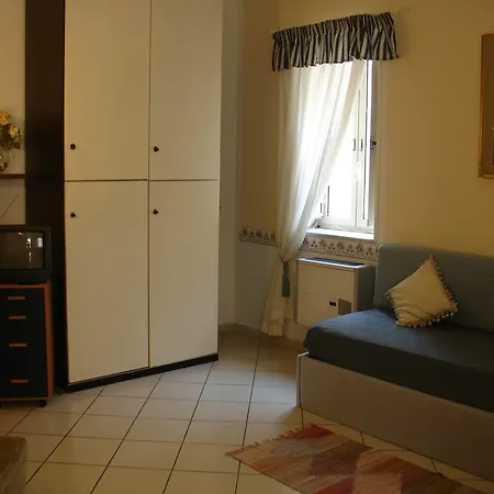Politeamaffitti Hotel 2*